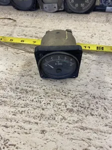 Lewis Eng Co Temperature Gauge From 1960 Mooney 0 - 6 X 100 F Model 49B522D